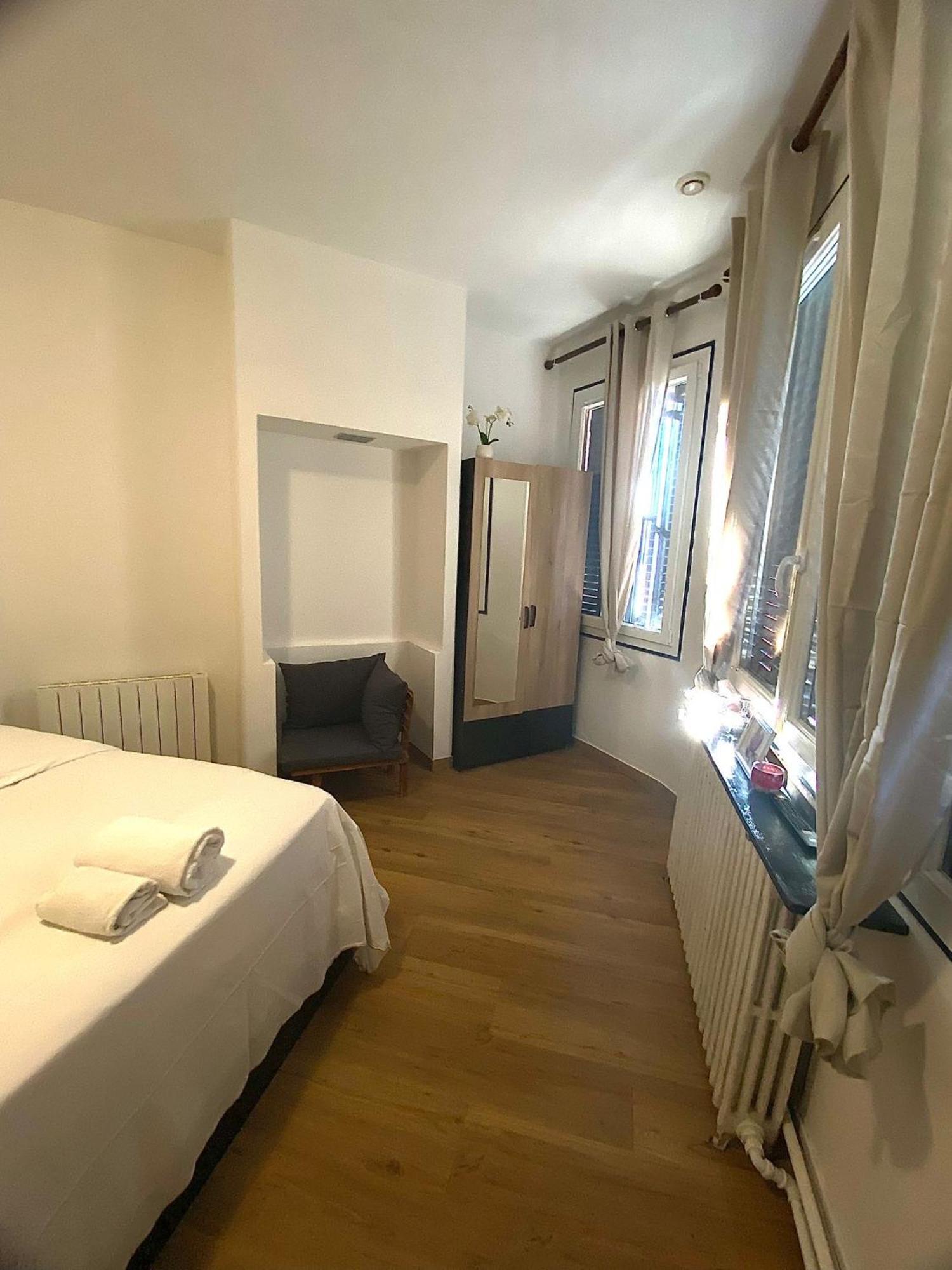 Hotel & Restaurant Isvara Breteuil Exterior photo